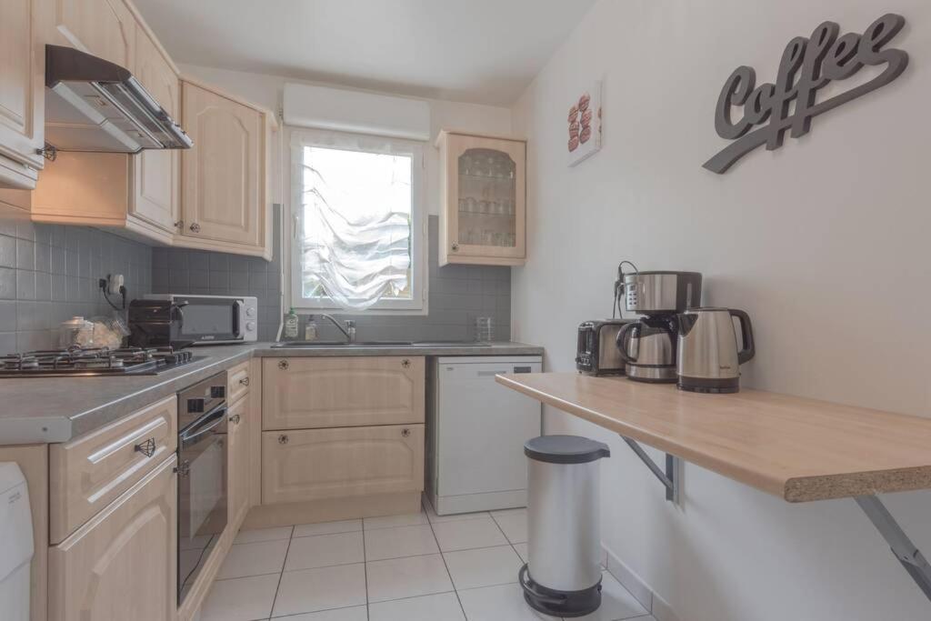 Garden Apartment Next To Disneyland Bussy-Saint-Georges Exteriör bild