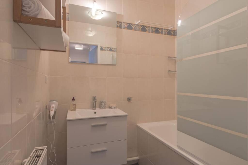 Garden Apartment Next To Disneyland Bussy-Saint-Georges Exteriör bild
